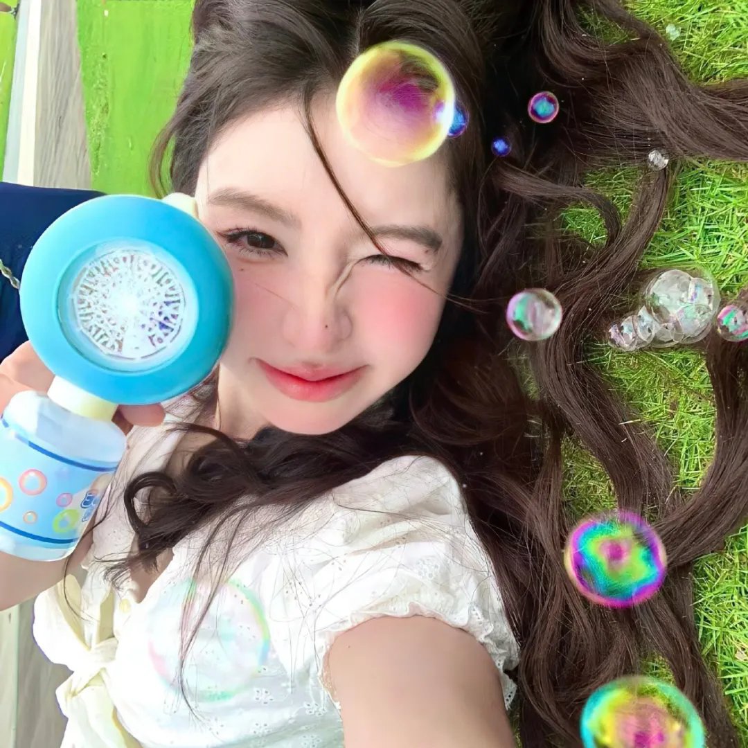 小鱼莉莉